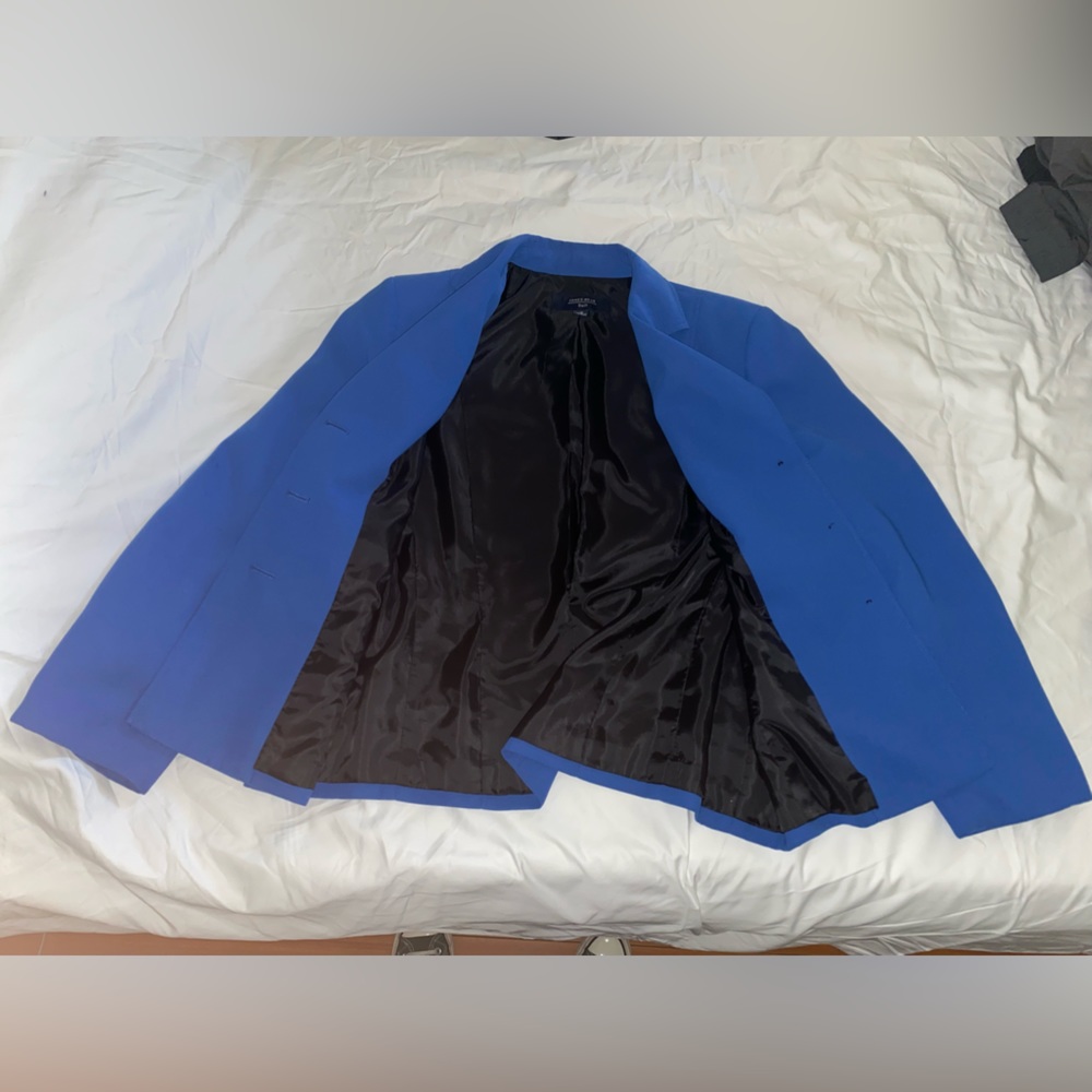 Blue Jacket 💙 - Picture 3 of 4